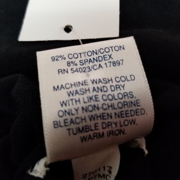 NWT. Old Navy Black Tank W/Built in Bra. Size XS. - Picture 5 of 6